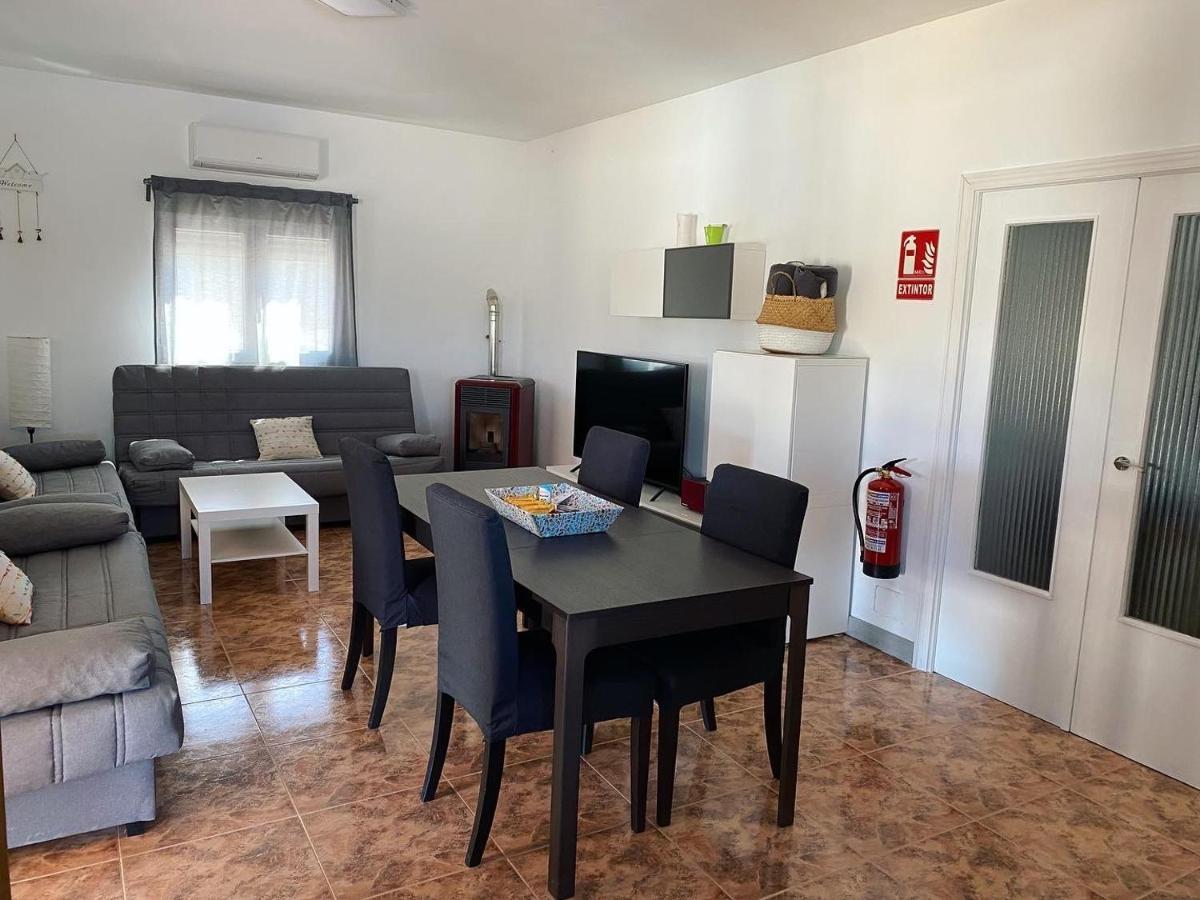 Casa Con Piscina, Villa Alarilla Fuentiduena de Tajo Luaran gambar