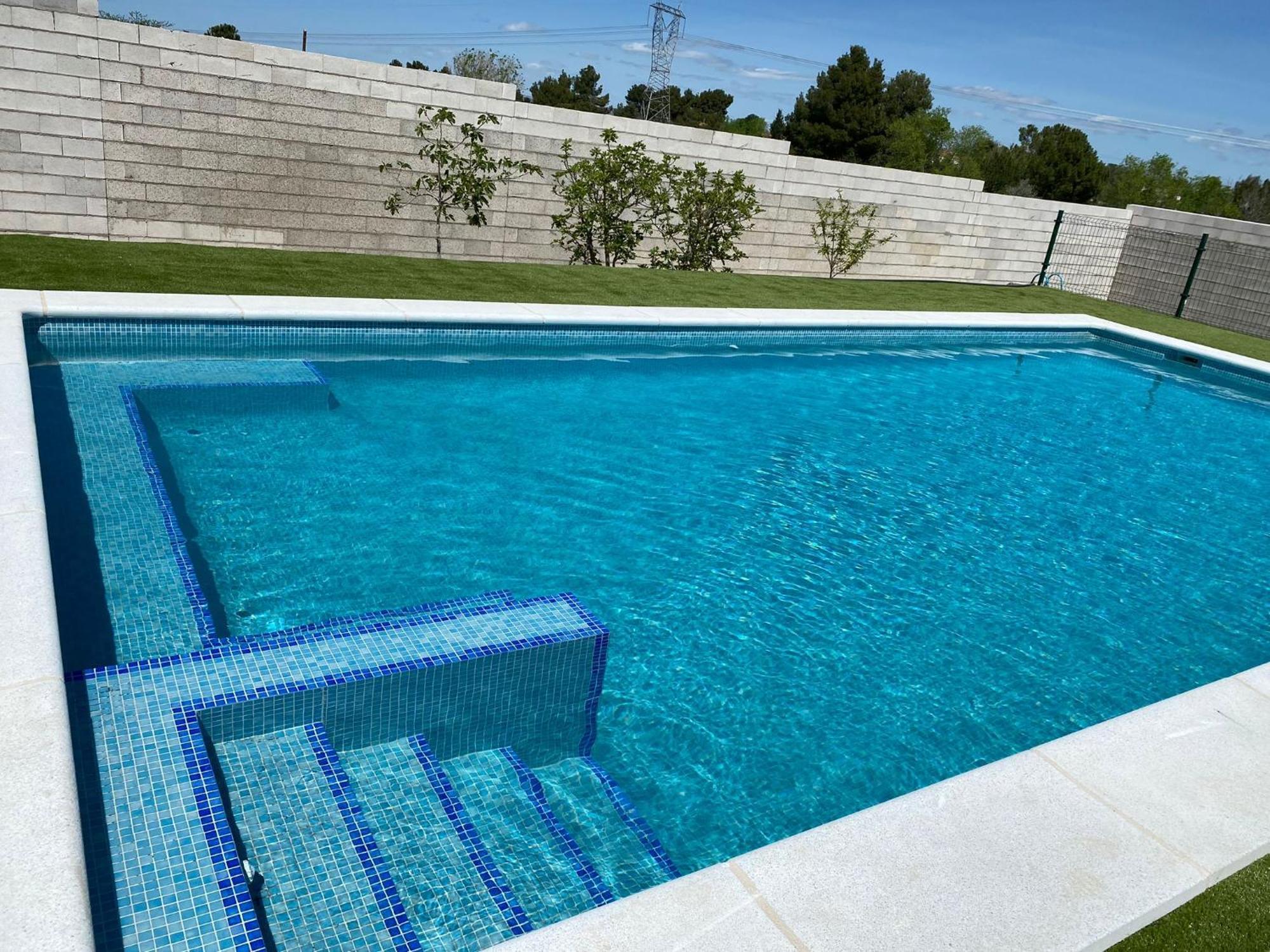 Casa Con Piscina, Villa Alarilla Fuentiduena de Tajo Luaran gambar